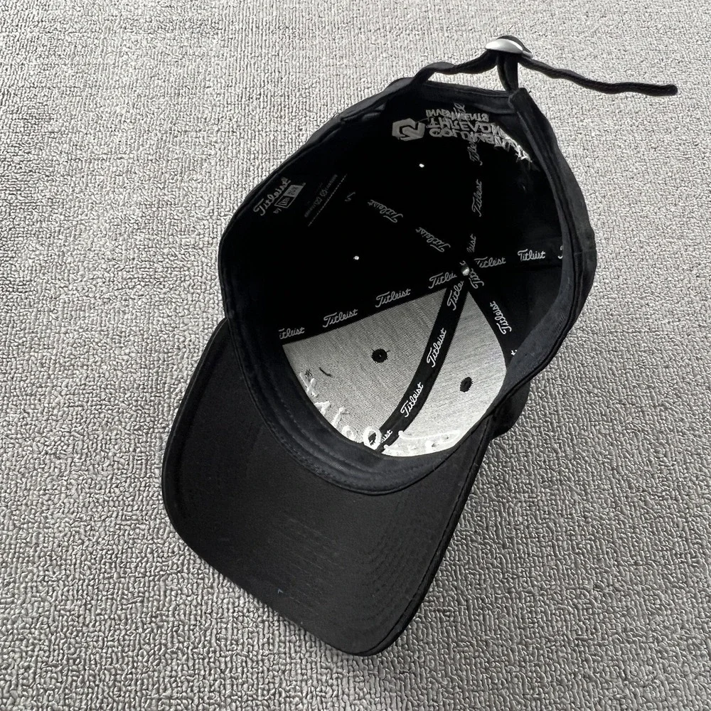 Titleist Hat Adult One Size Black Adjustable Golf Golfing Active Casual Men's